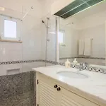 Amazing 2-bedroom With Big Terrace! *