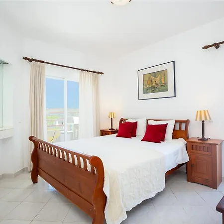 Amazing 2-bedroom With Big Terrace! Албуфейра