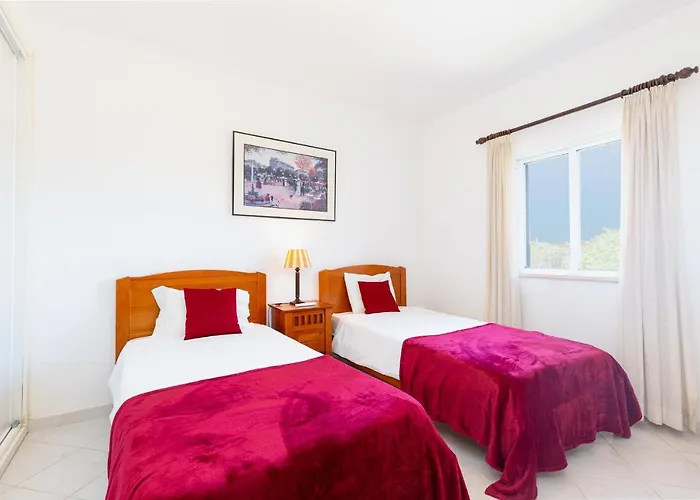 Amazing 2-bedroom With Big Terrace! アルブフェイラ